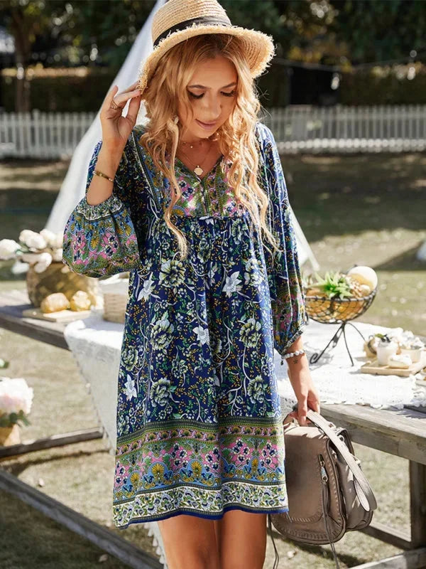 Robe courte bohème femme imprimé floral col V manches 3/4 | ROBEMODE