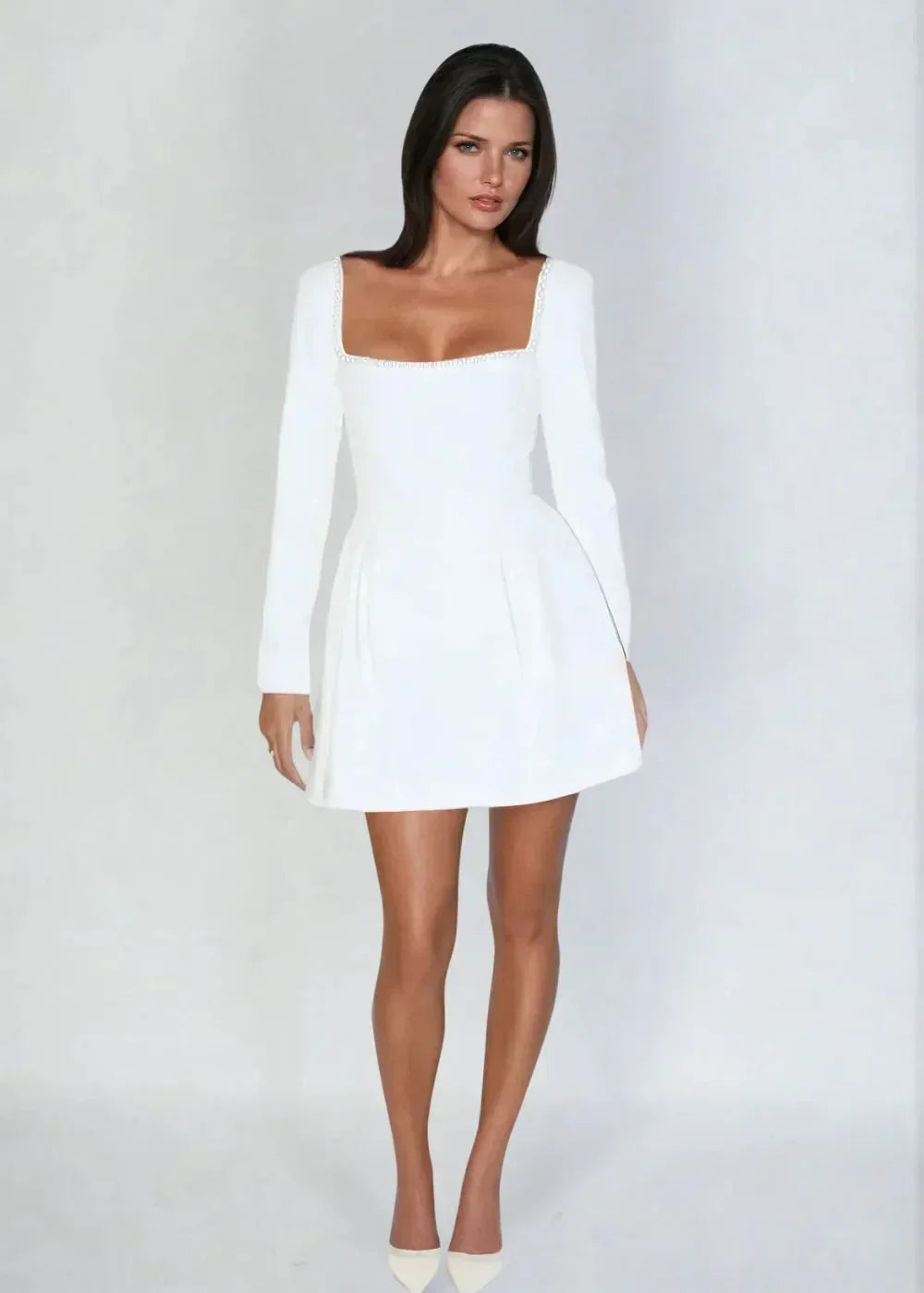 Robe Courte Col Carré Détails Perles 2 Coloris | ROBEMODE