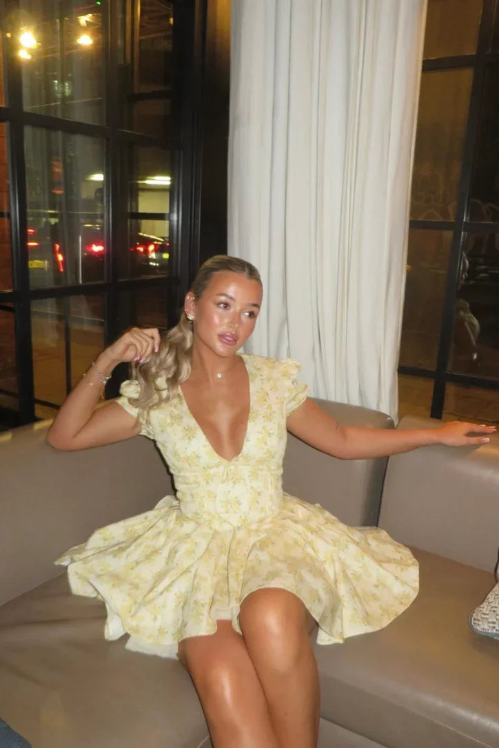 Robe Courte Fleurie Jaune Dos Noué Été Jardin | ROBEMODE