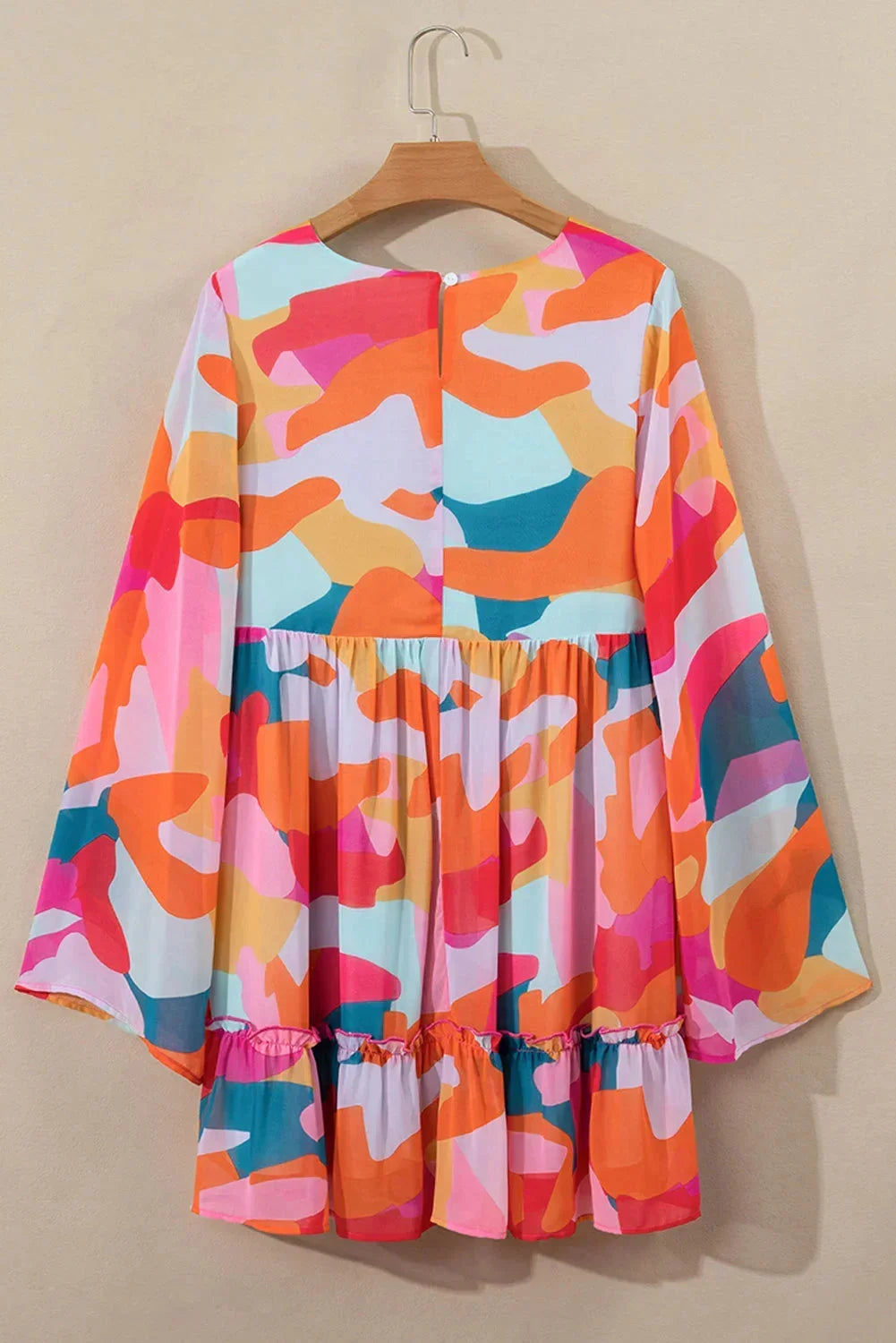 Robe courte femme colorée à manches longues décolleté V | Coupe féminine + Style élégant + Facile à accessoiriser – ROBEMODE