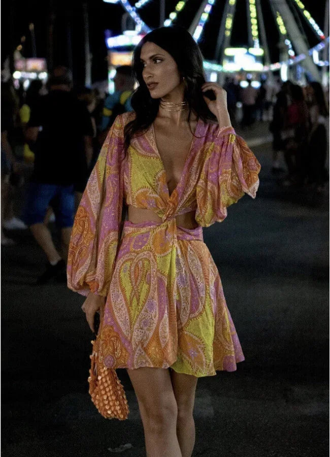 Robe Courte Imprimée Rose Jaune Col V Manches Longues Été | ROBEMODE