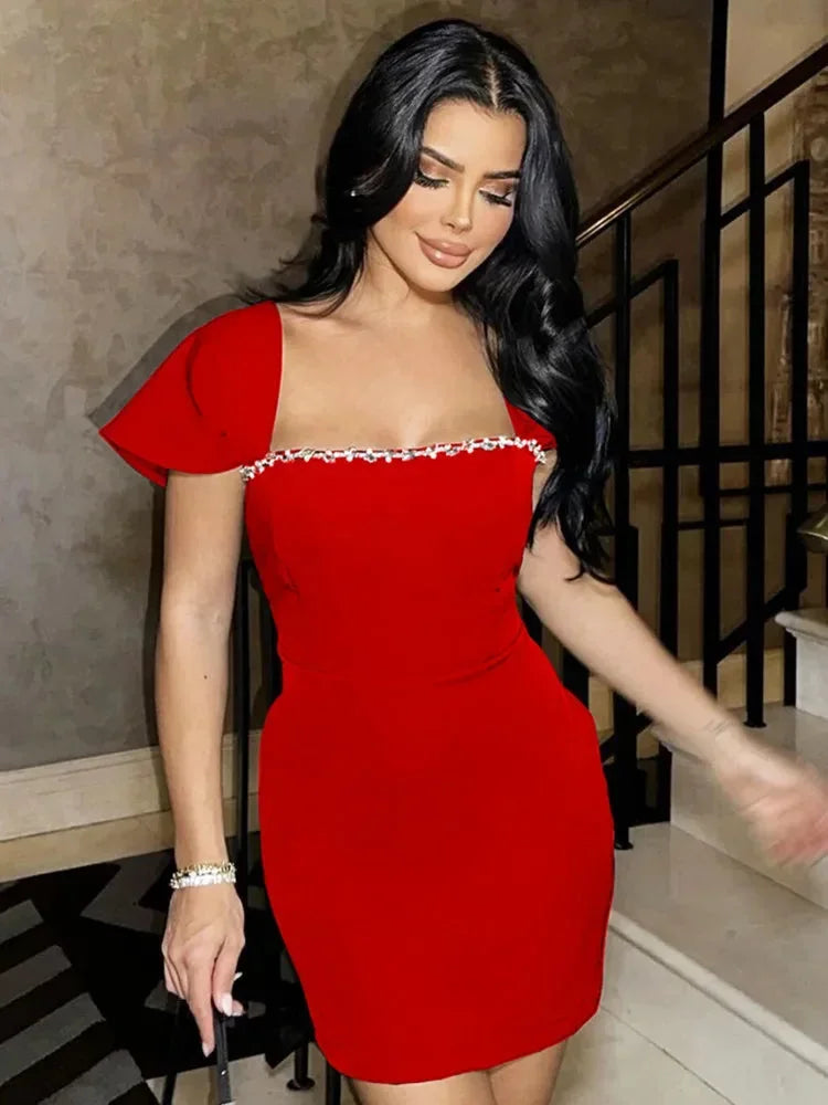 Robe courte femme soirée avec manches papillon et strass | Coupe féminine + Style élégant + Facile à accessoiriser – ROBEMODE