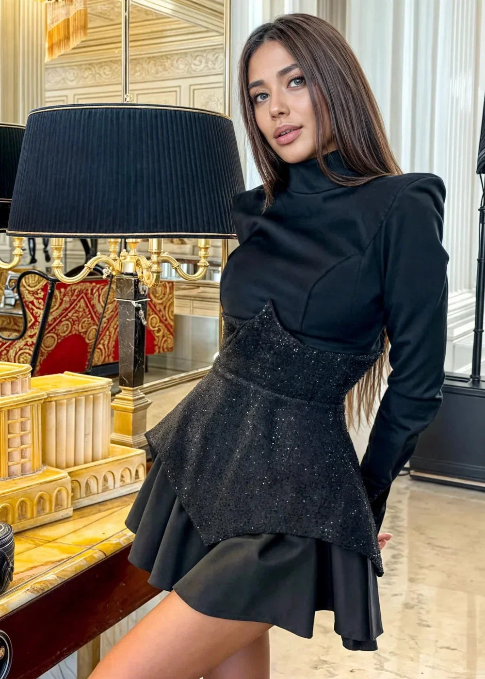 Robe Courte Noire Paillettes Manches Longues Soirée | ROBEMODE