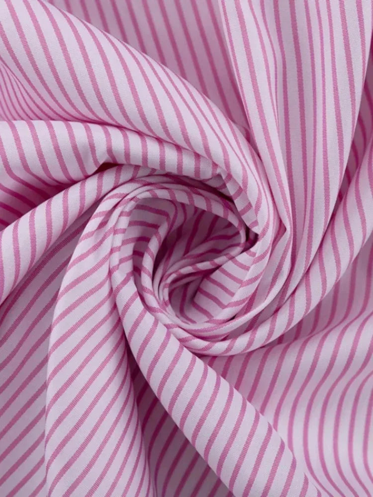 Robe courte femme rayée rose avec manches longues et fente