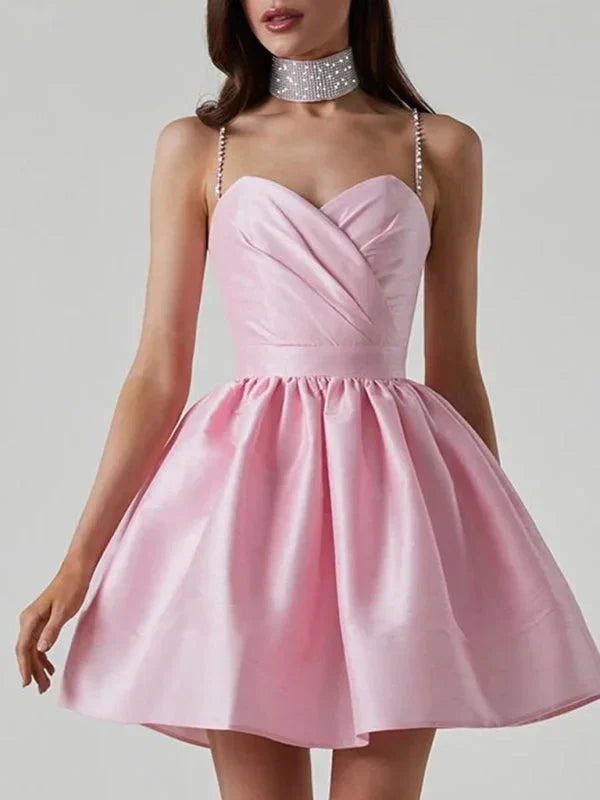 Robe Courte Satinée Bretelles Strass Col Cœur Soirée 3 Coloris | ROBEMODE
