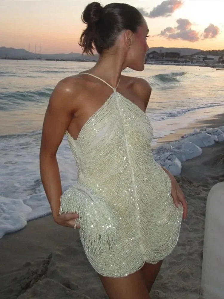 Robe courte femme cocktail à sequins et col licou